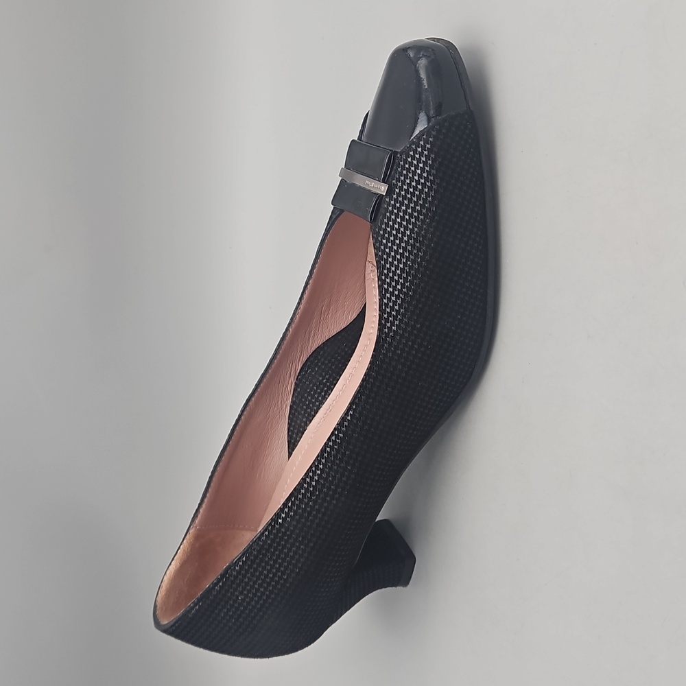 BeautiFeel Logo Horse Bit Black Leather Pumps Women 37 US 6.5